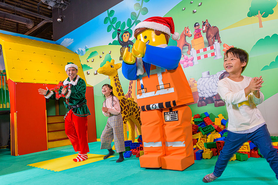 「レゴ®のクリスマスパーティー」 へ家族で遊びに行こう！