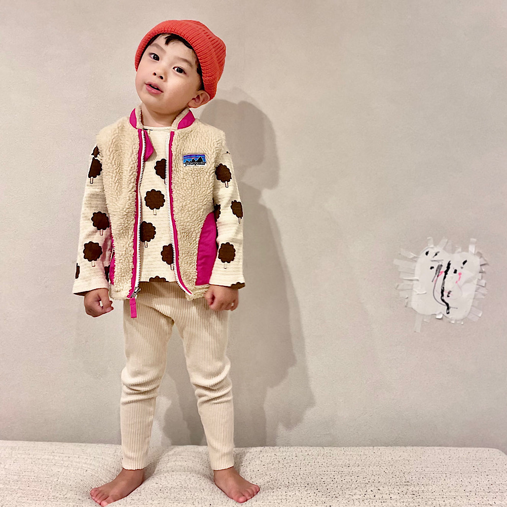 おしゃれな秋のキッズファッション！韓国子供服IPNIのオリジナルレギンス！最高の履き心地におしゃれなデザイン。こんなレギンス待ってた！
