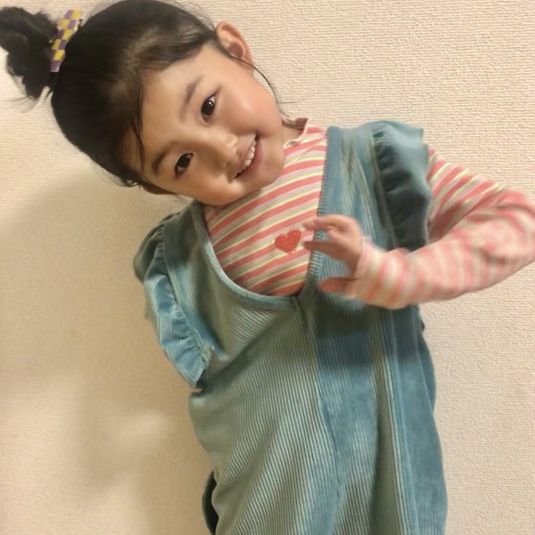 韓国子供服
Shirley’s
メロウ加工
カットソー
ボーダー
春服
フリルサロペット 