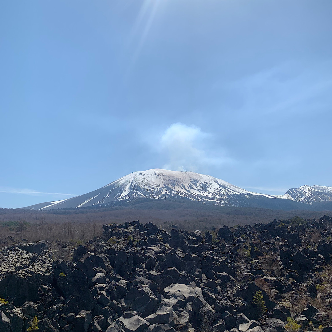 鬼押出し園から見える浅間山