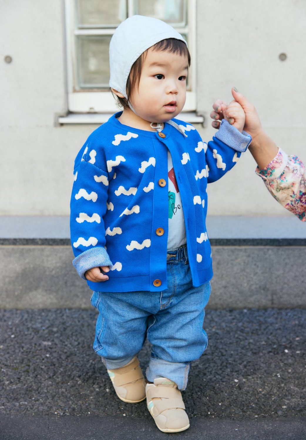 春色トップス×デニムのリンクコーデが可愛い! キッズは『ザラ』をおしゃれに着こなし♪