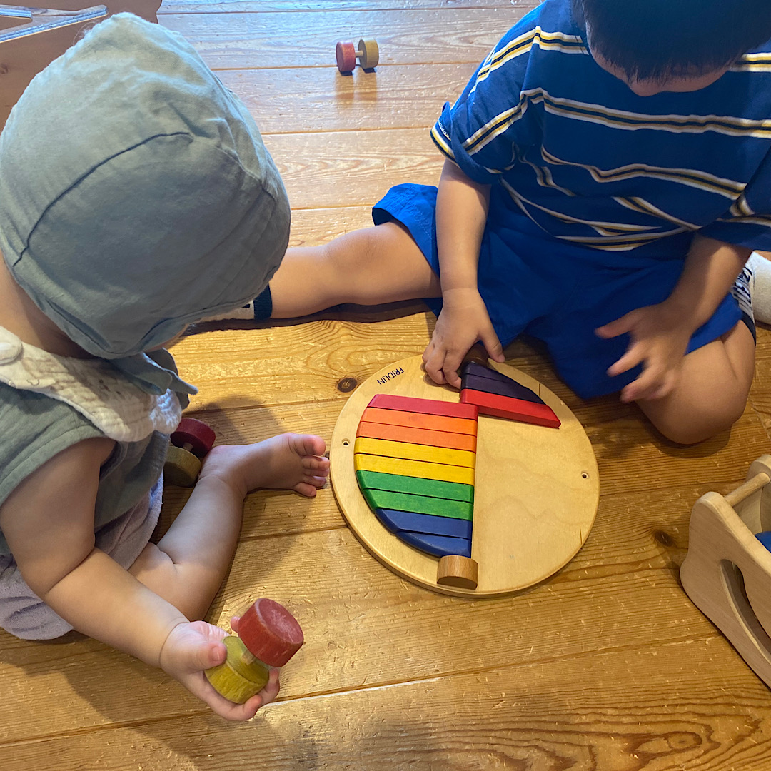 子連れカフェ　雨の日おすすめ　キッズスペース　杜カフェ