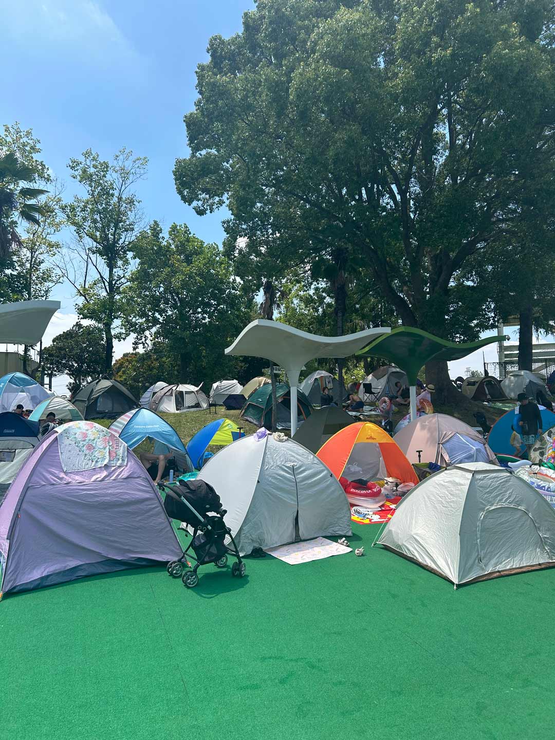 しらこばと水上公園 埼玉 越谷 子連れ プールサイド 休憩 テント 場所取り