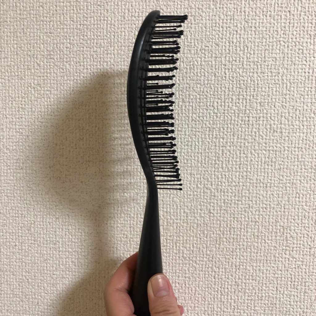 ダイソー
DAISO
乾きやすいブローブラシ
ドライヤー
時短
乾かしやすい
ヘアケア
ヘアドライヤー
DAISOバズりアイテム