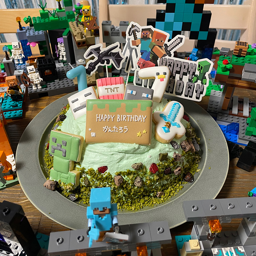 超簡単！イチゴスペシャルでつくる！手づくりマイクラ誕生日ケーキのつくり方