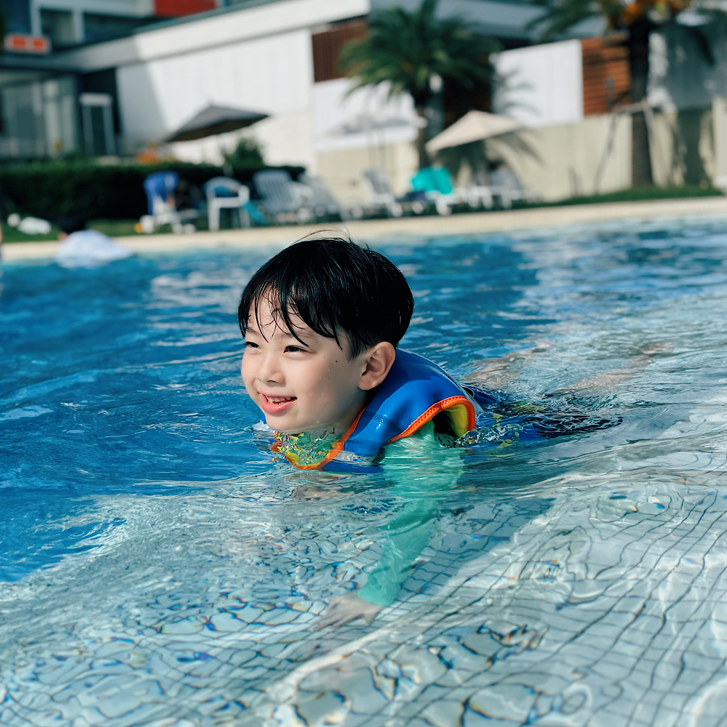 【１泊２日子連れ旅行】親子大満足なおすすめ旅行プラン紹介ブログ！キッズフレンドリーな鴨川グランドホテル。夏季限定の屋外プールを大満喫。子供用の浅いプールもあり。