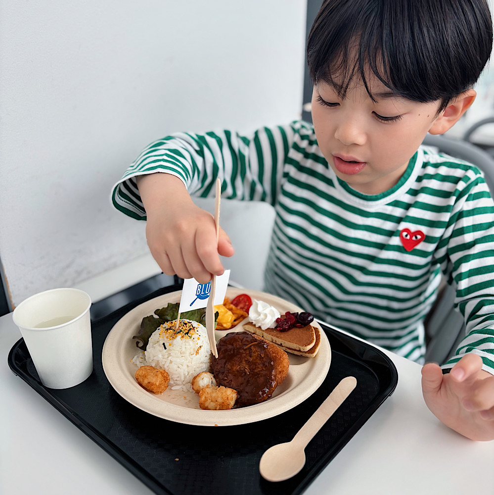 【日本科学未来館】7F展望ラウンジレストランがリニューアル!カフェテリアブルー。キッズプレートが子どもにおすすめ。