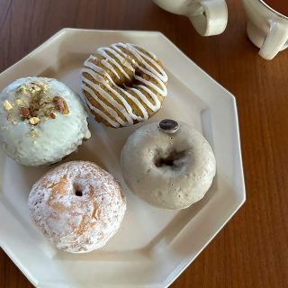 ドーナツ好きは絶対食べて！「COFFEE AND DONUTS FIVE」は佐野プレミアムアウトレットから車で約15分