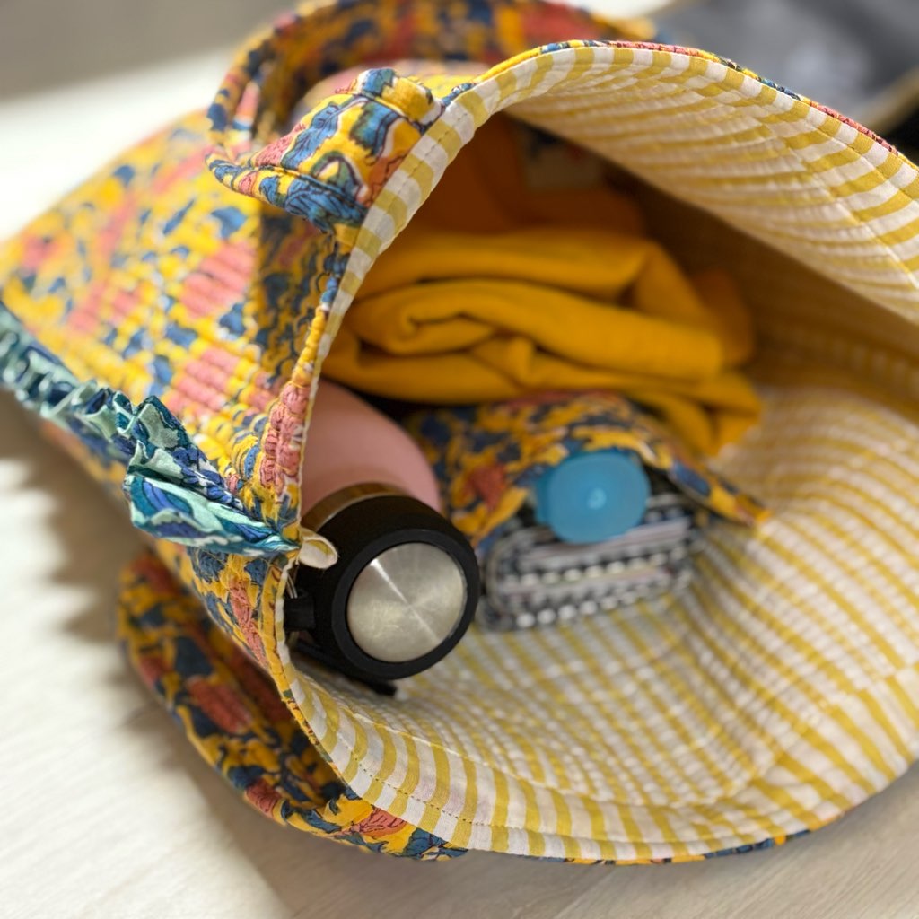 CowCow India
ハンドメイド
カバン
バック
肩掛けカバン
花柄バック
マザーズバック