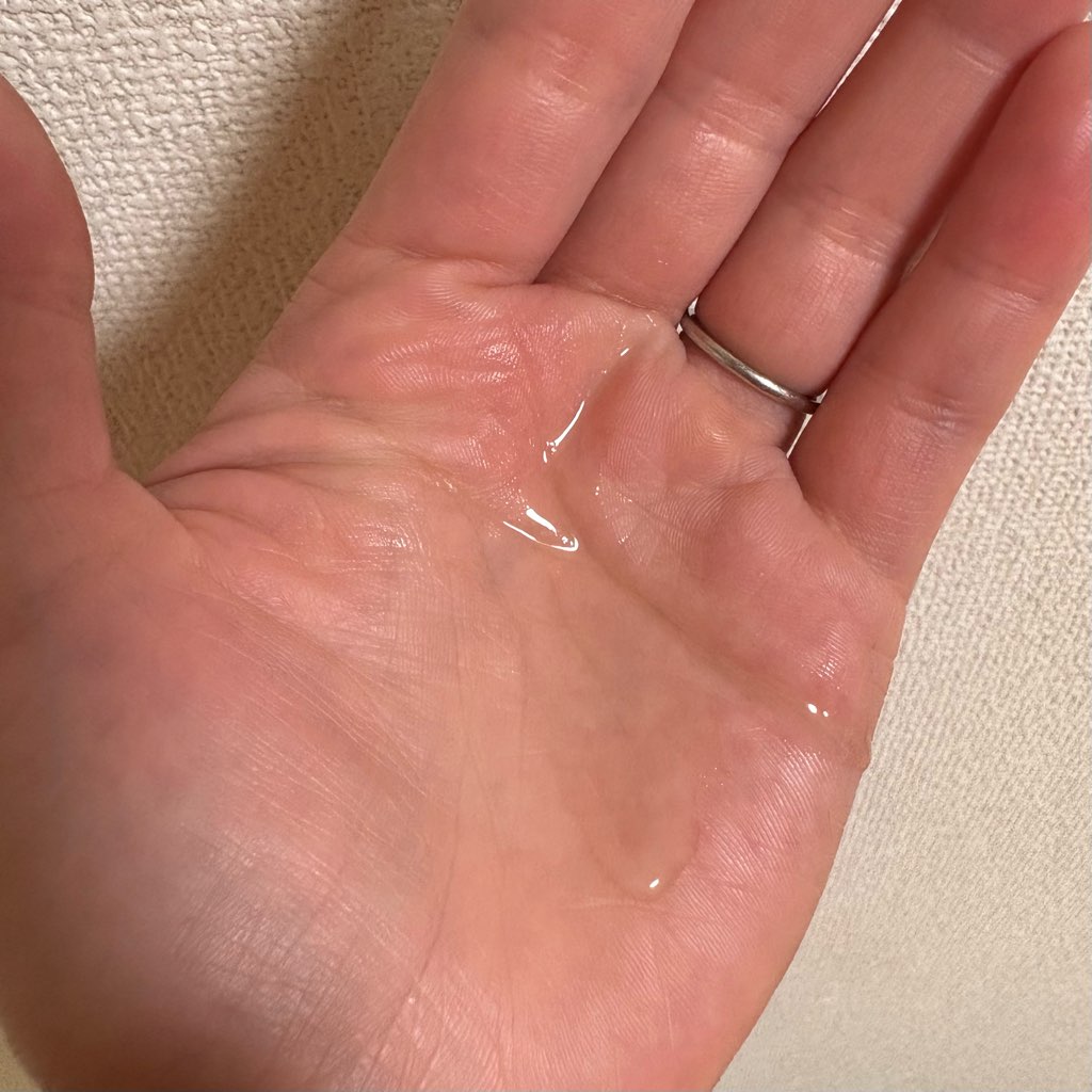 ヘアオイル
湿気対策
紫外線対策
ヘアケア
髪の美容液