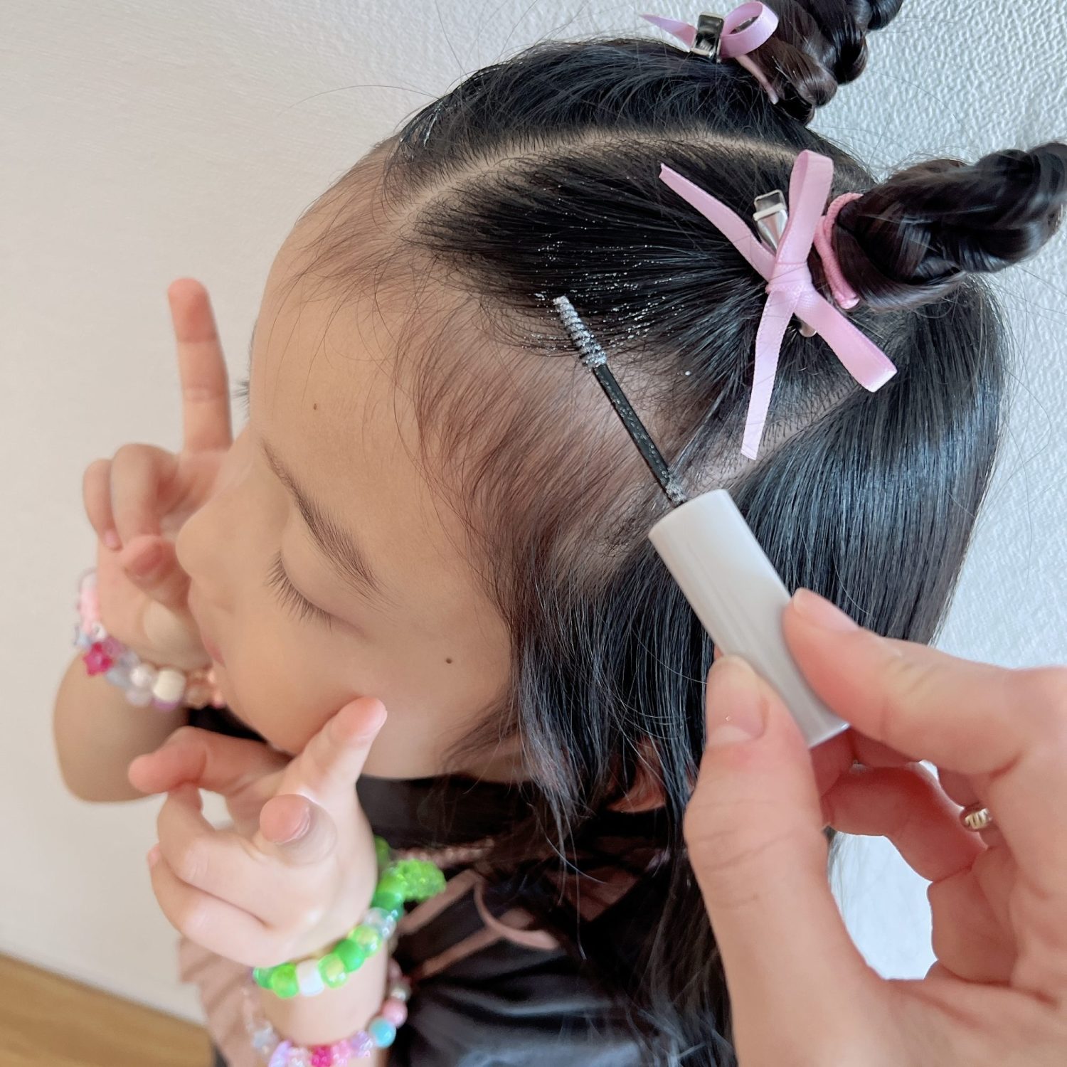 【簡単にお湯で落ちる】キッズのヘアアレンジにもおすすめ！im(アイエム)のグリッターマスカラ
