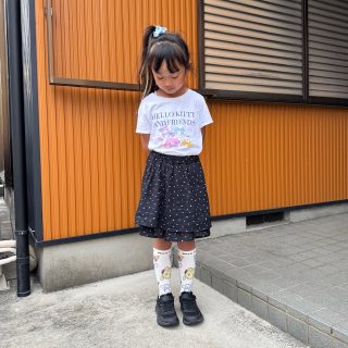 【ユニクロ】でキュートな子ども服発見!<サンリオコラボTシャツ、パンツ付きスカート>