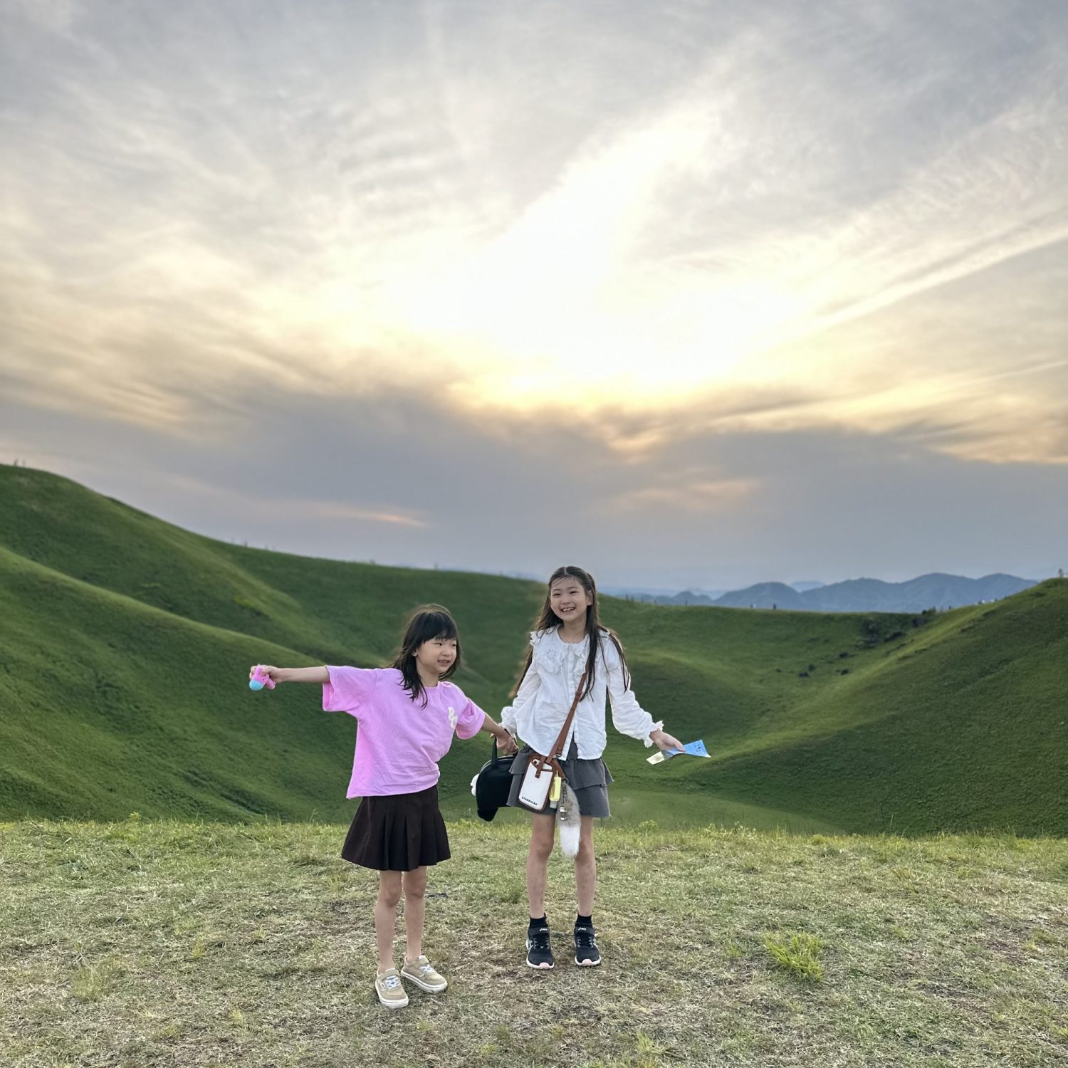 初心者でも安心！登山リフトで登る「大室山」360°パノラマの絶景スポット