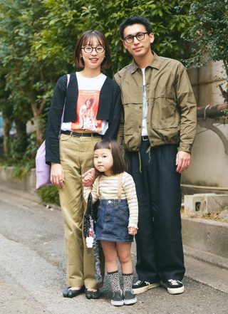 家族でアースカラーをシェア！ 品あるアイテムを挿して街へお出かけ