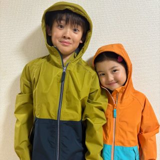 コスパ最強! ランドセルを背負ったまま着れる「ワークマン」の高機能キッズレインジャケット