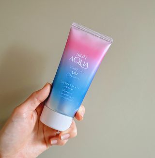 夏の神アイテム！トーンアップと日焼け対策が同時に叶う【スキンアクアトーンアップUV】