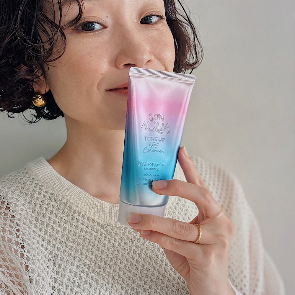 忙しいママの神アイテム!トーンアップと日焼け対策が同時に叶う【スキンアクアトーンアップUV】!ウォータープルーフなのに、使い心地が最高!
