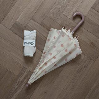 梅雨におすすめ【3COINS】子どもの防水ソックス&傘が最高すぎる!