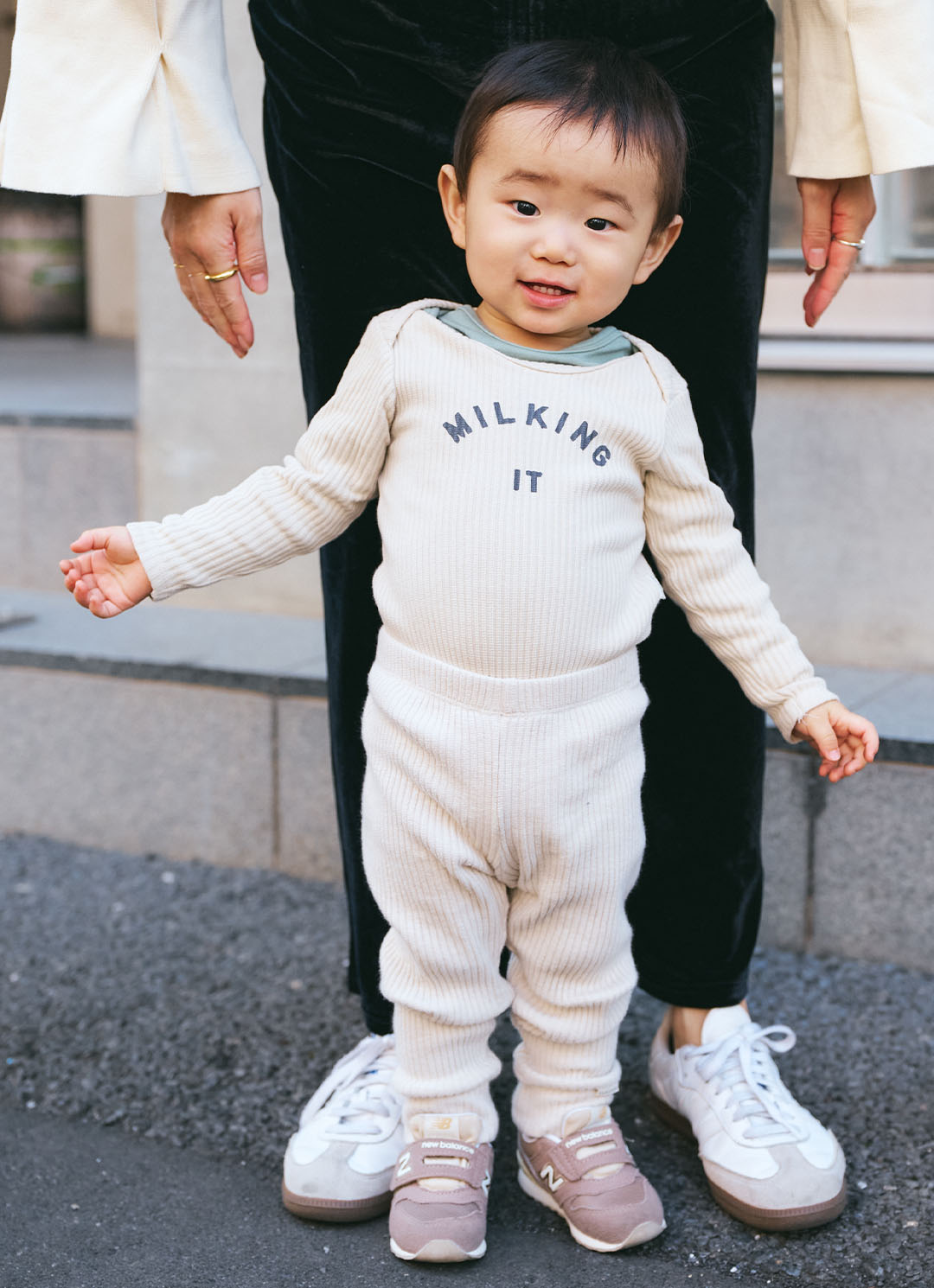 セットアップで兄妹リンク！ 街に行ける洗練カジュアルコーデ