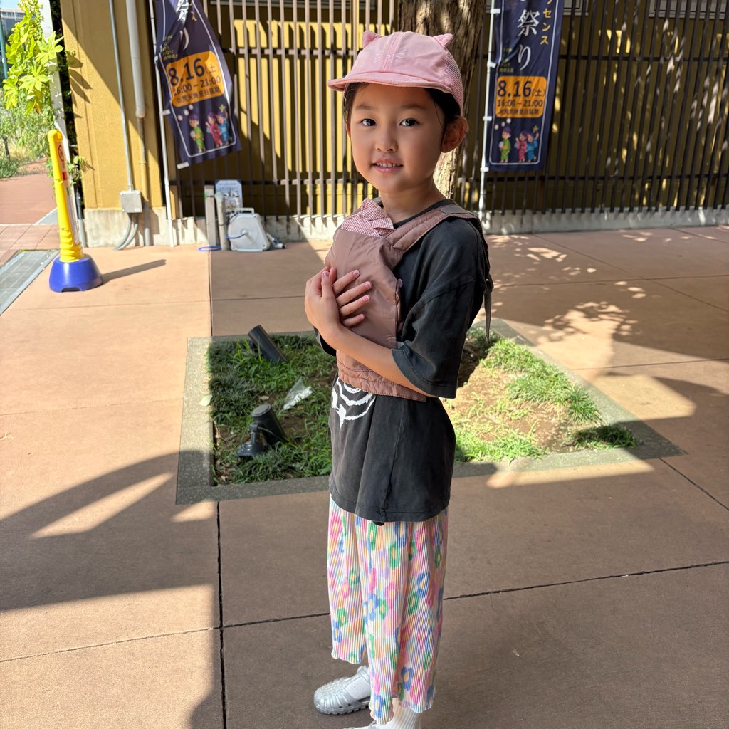 3coins
スリコ
お世話ごっこ
お母さんごっこ
ぬいぐるみ用抱っこ紐
バブーシュカ
ごっこ遊び