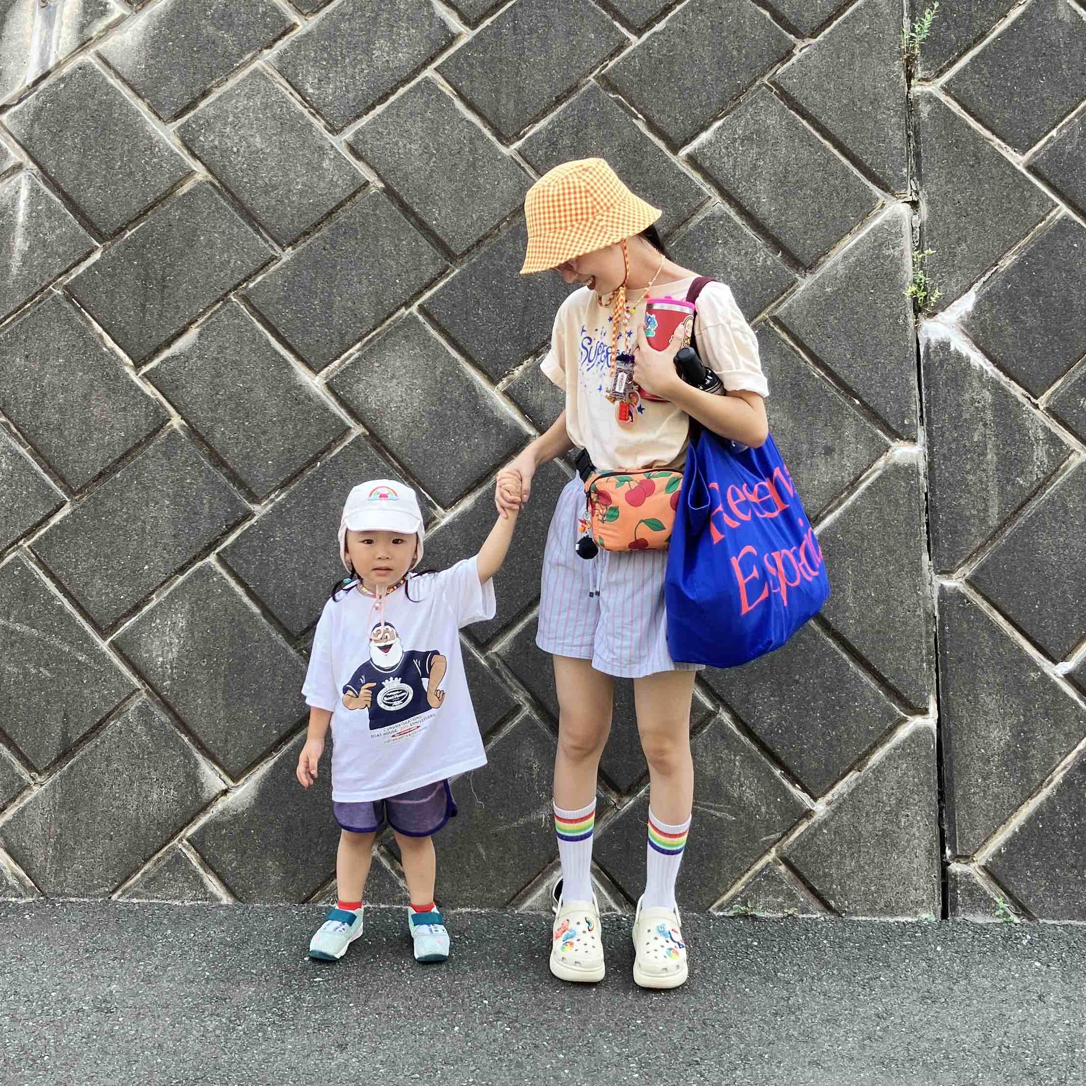 水遊びはGU&プチプラが正解!色使いでおしゃれアクティブコーデが叶う【さあやの親子コーデログ】