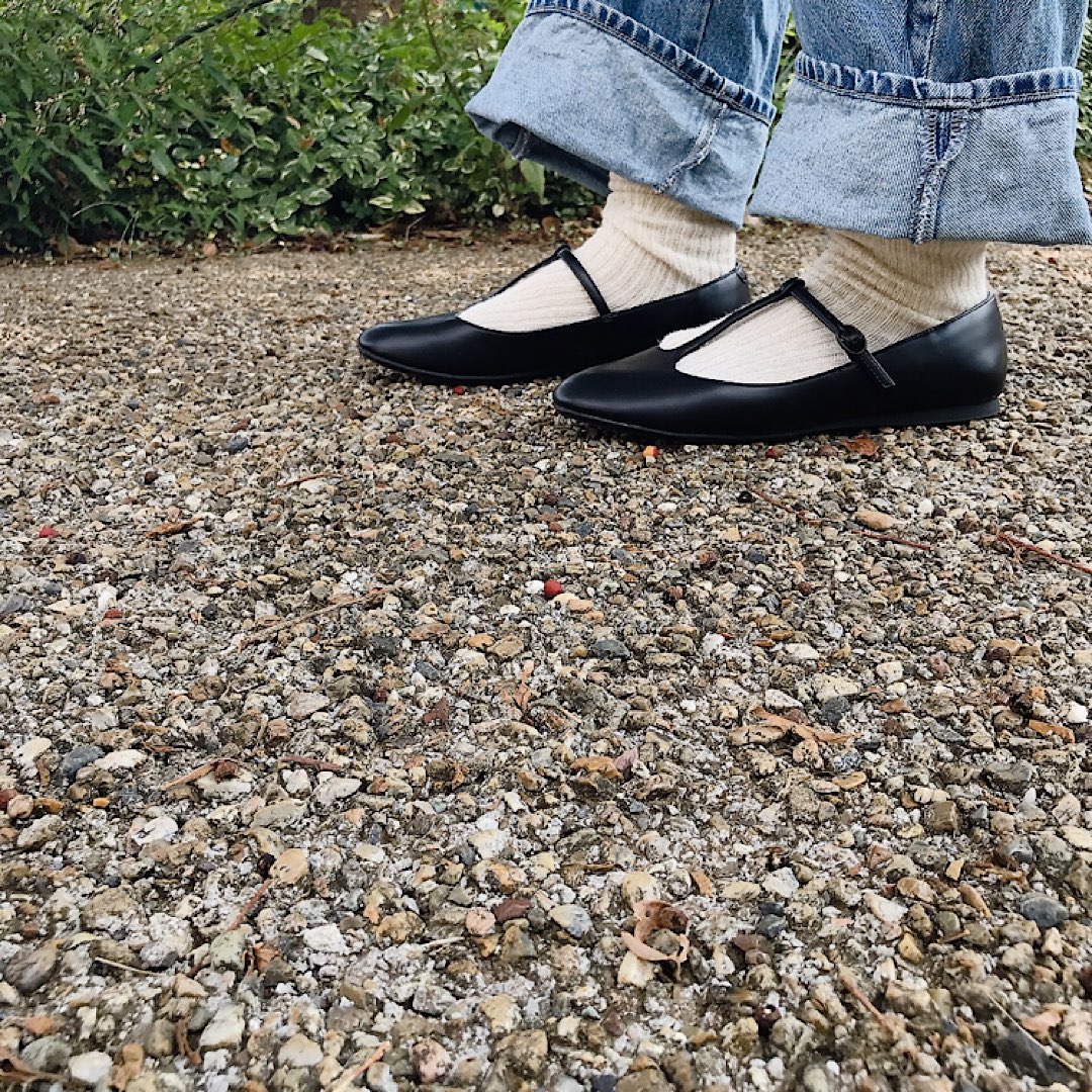 3,990円には見えない！「UNIQLO:C」の高見えTストラップシューズが優秀すぎ