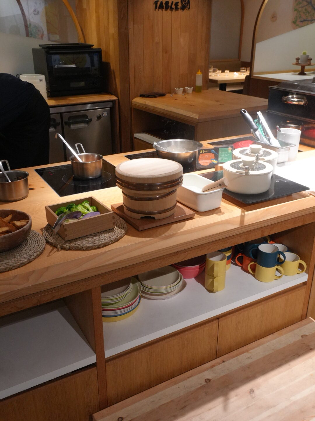 松本十帖 本箱内にあるレストラン「ALPS TABLE」は子連れに嬉しい備えがたくさん