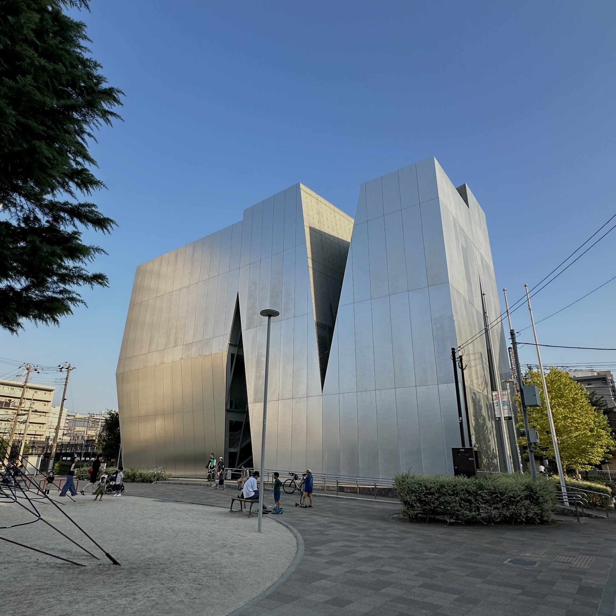 中学生以下無料! 両国「すみだ北斎美術館」で遊びながら学べる穴場スポット