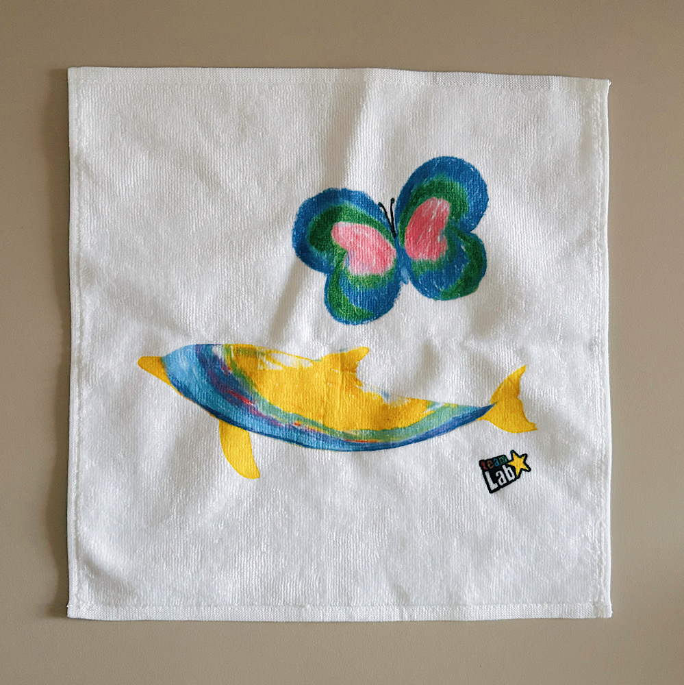 家族で楽しめる【チームラボプラネッツ豊洲】自分の描いた絵をグッズにできる。ハンカチを作ってみた