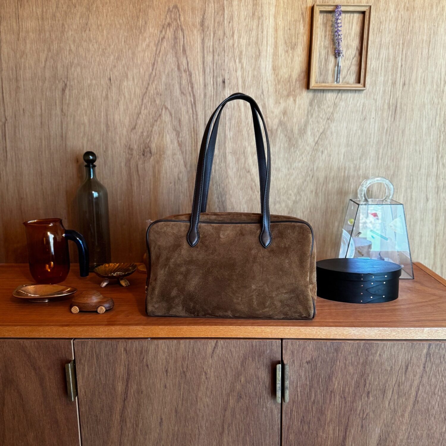 4万以内で手に入る!秋冬トレンドのスウェードバッグは【TOUT Y EST】がおすすめ