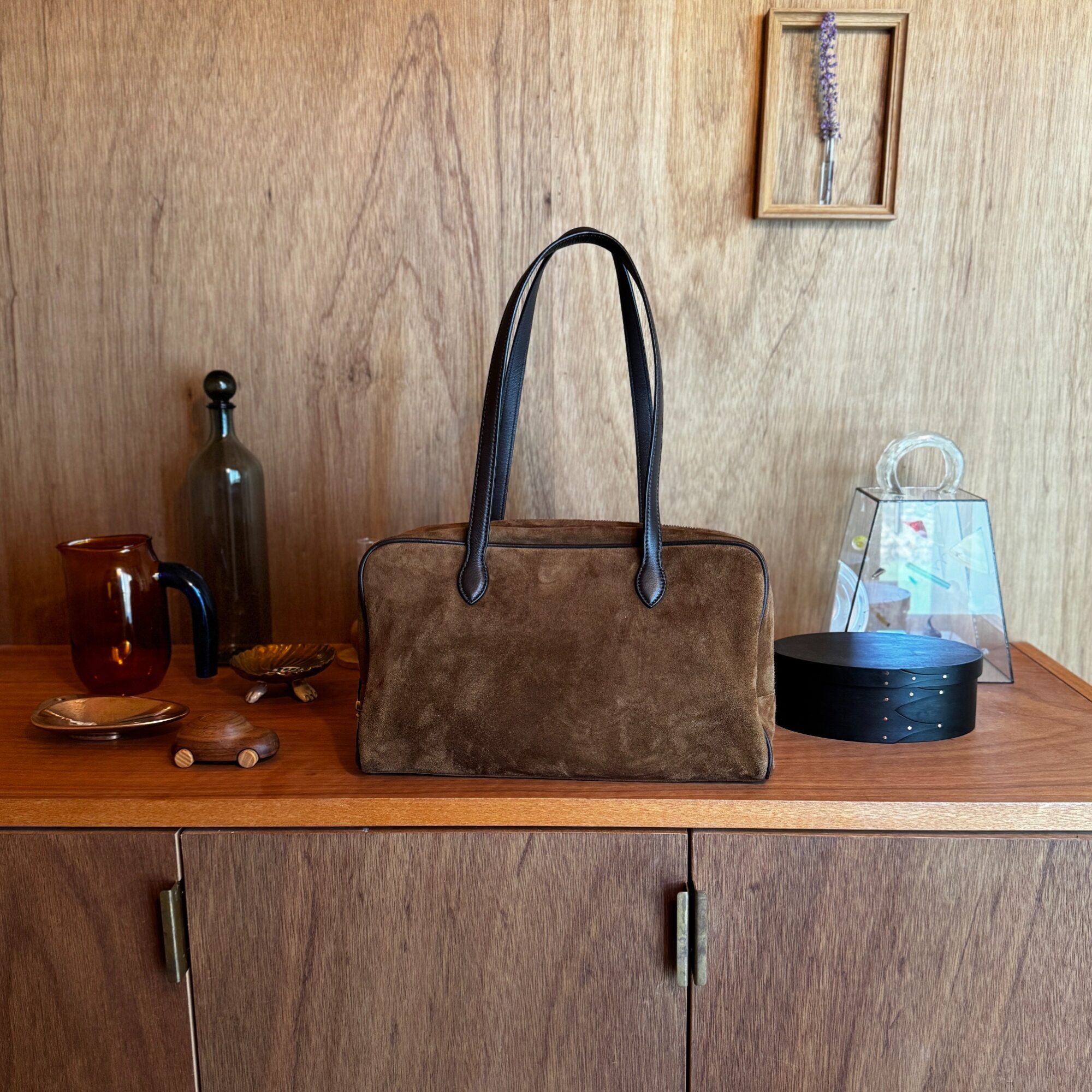 4万以内で手に入る!秋冬トレンドのスウェードバッグは【TOUT Y EST】がおすすめ