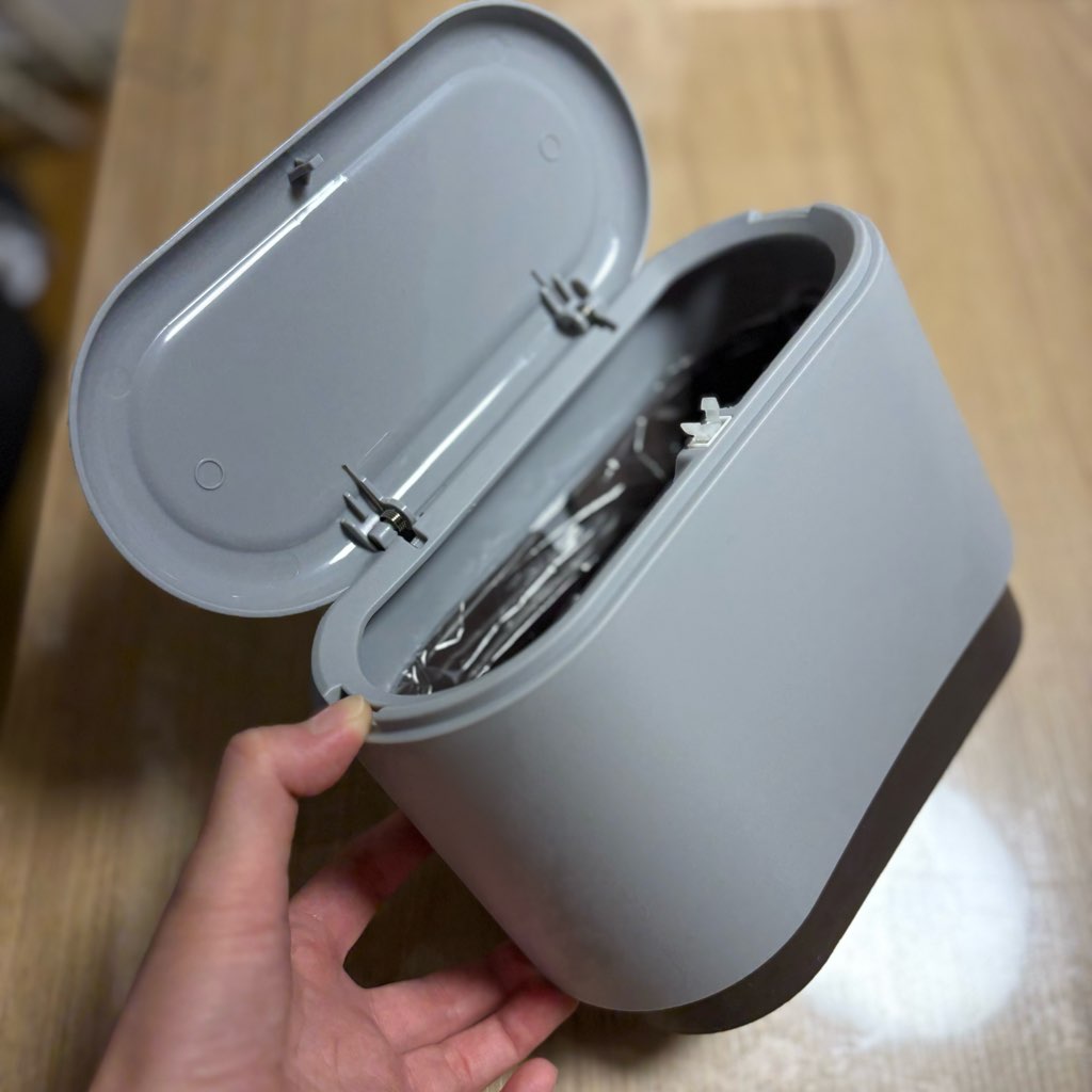 スタンダードプロダクツ
ダイソー
プチプラ
便利グッズ
便利アイテム
お掃除グッズ
浮かせるスポンジホルダー
卓上用蓋付きゴミ箱