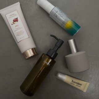 【2025秋コスメ】40代が本気でリピ買い決定!おすすめ5選<リップ・クレンジング・香水など