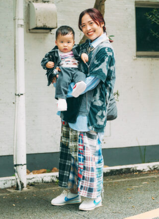 チェック×タイダイ染めで秋を満喫! おしゃれ親子のリンクコーデ