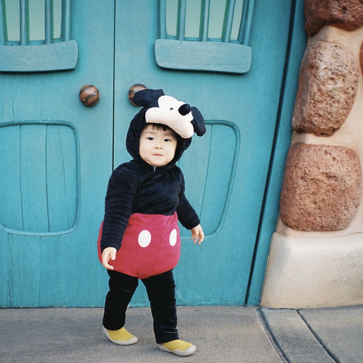 【子連れディズニー】防寒バッチリ!モコモコなりきりコーデで極寒クリスマスも快適に