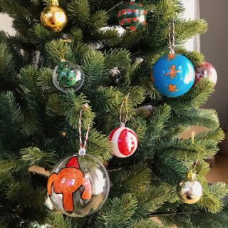 材料は【DAISO】で揃っちゃう!簡単クリスマスオーナメントを子どもと一緒に作ろう!