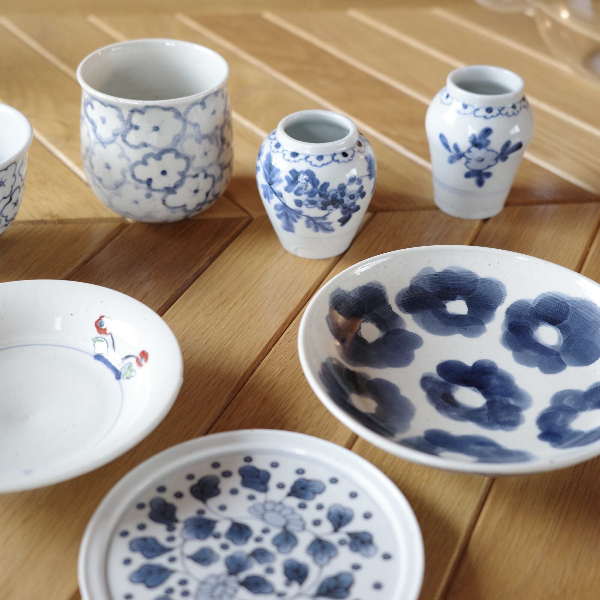 古伊万里好き必見！お花モチーフが愛らしい馬場光ニ郎さんの器が素敵すぎる