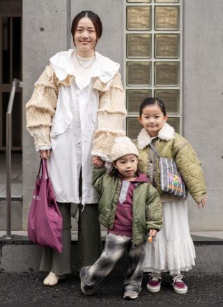 辛口アウターできょうだいリンク! 古着好きな家族コーデ