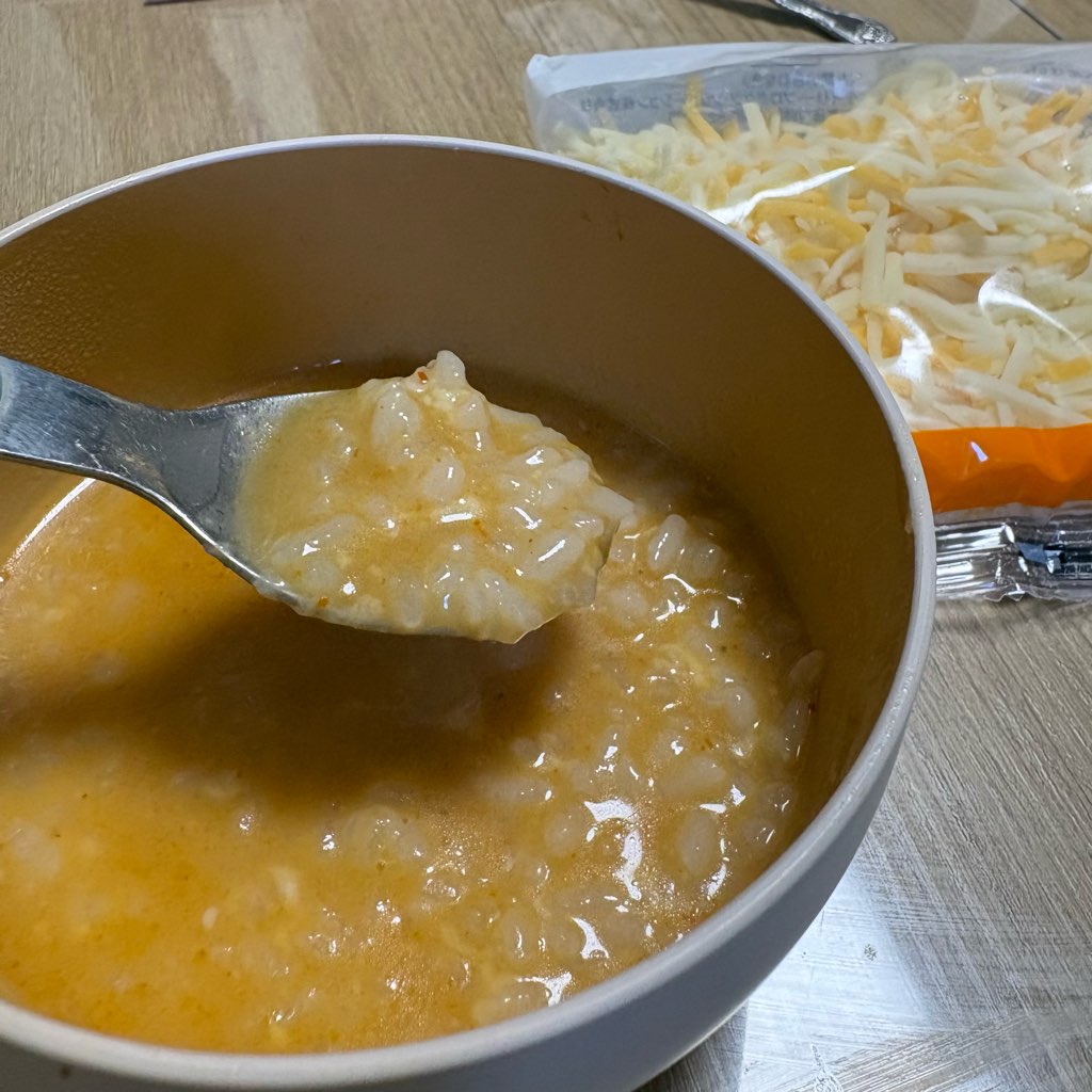 エバラ
鍋レシピ
キムチ鍋の素マイルド
辛くないキムチ鍋