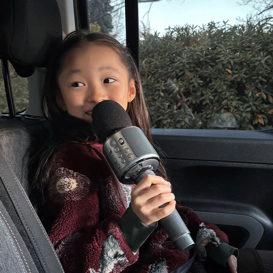 あると全然違う！ ドライブが快適になる【子ども便利グッズ8選】