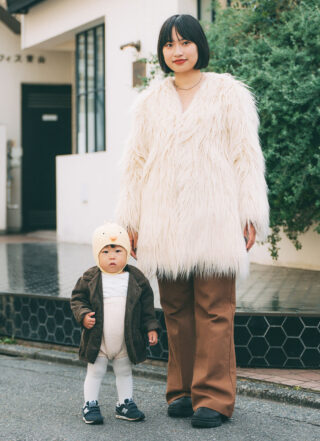 ブラウン×ホワイトをシェア！ キッズのニット帽が好アクセント