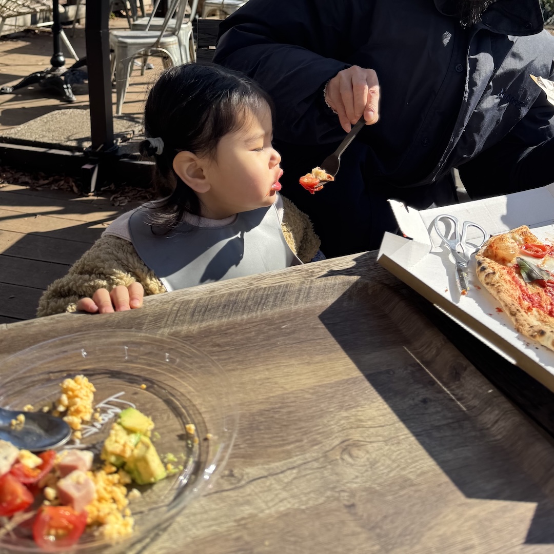 【子連れランチ】駒沢オリンピック公園「Mr.FARMER」が最高! テラス席でのびのびごはん