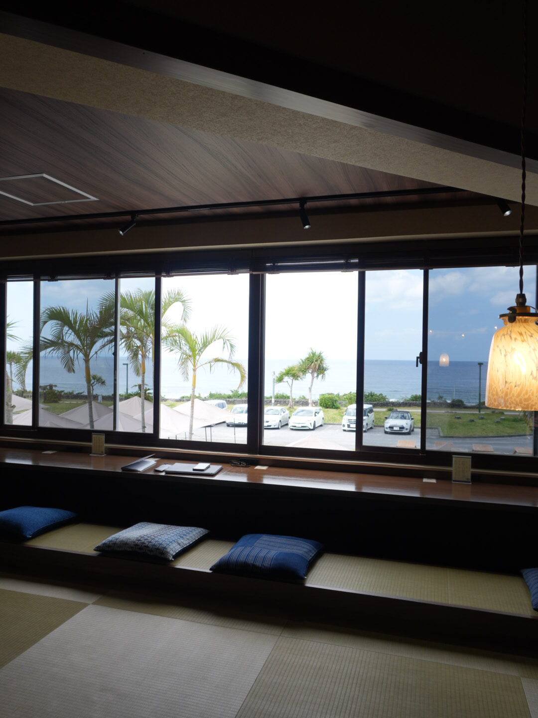 沖縄Gala青い海にある日本茶カフェ三福さん
目の前に広がる海を見ながら楽しむ日本茶は絶品